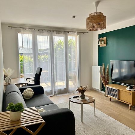 Elegant Appartement Minimaliste Entre Paris Et Disney Noisy-le-Grand Luaran gambar